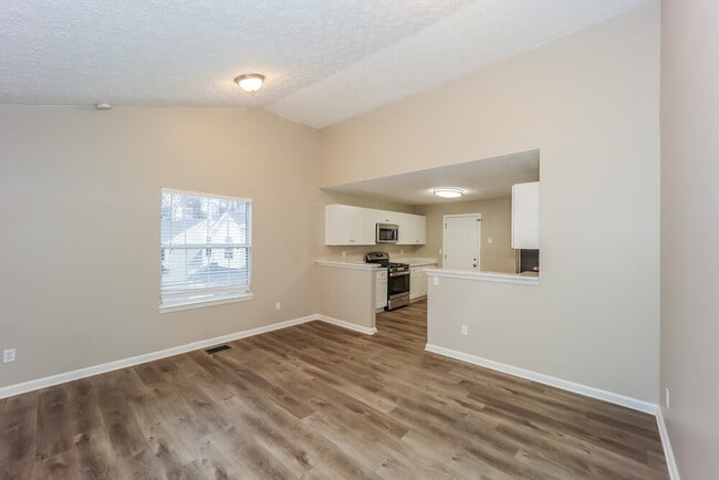 Building Photo - 1076 Hidden Brook Trail