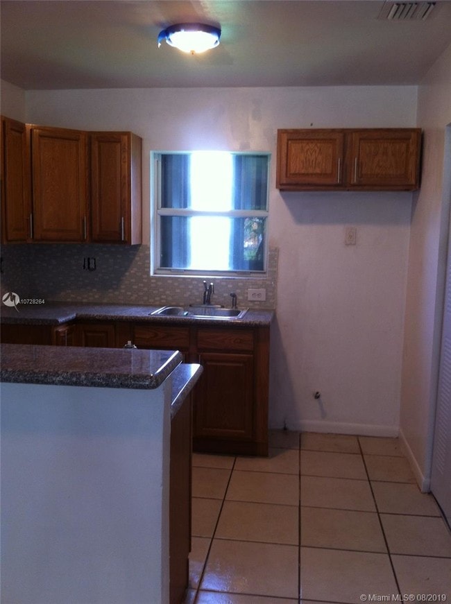 Building Photo - 26652 SW 138th Ct