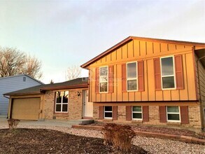 Building Photo - 2607 W 101st Pl