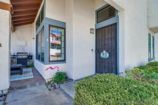 Building Photo - 7880 Mission Vista Dr