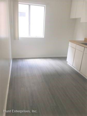 Foto del edificio - 13520 Kornblum Ave.