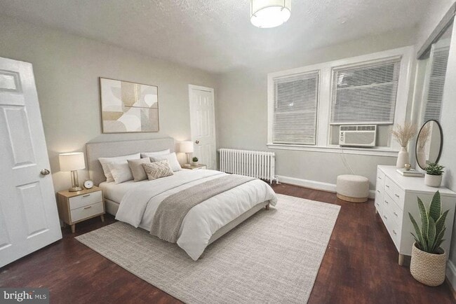 Foto del edificio - 1723 H St NE