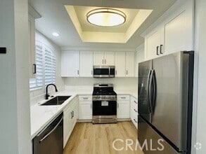 Building Photo - 30902 Club House Dr