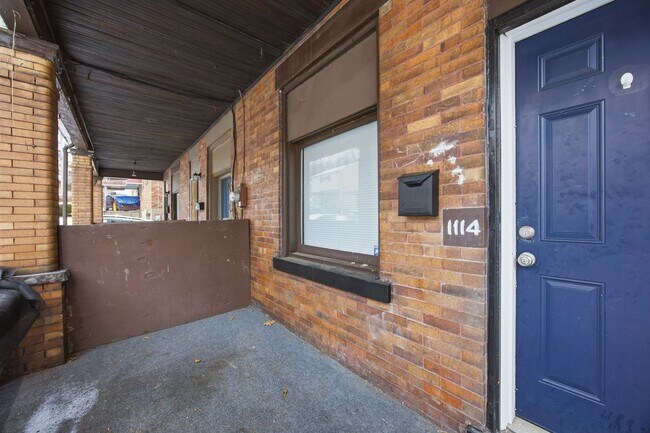 Foto del edificio - 1114-1118-1118 Sutherland St