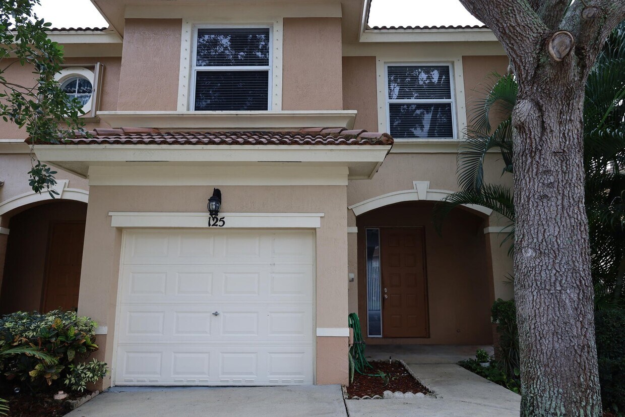 Foto principal - 125 Wakulla Springs Way