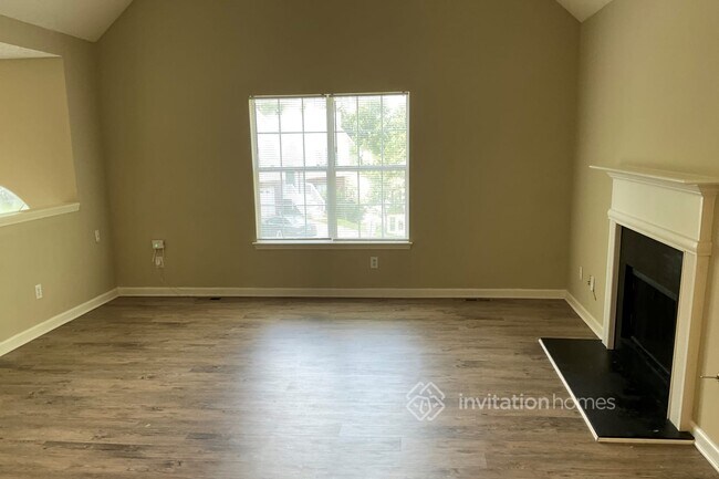 Foto del edificio - 6393 Hillview Ln