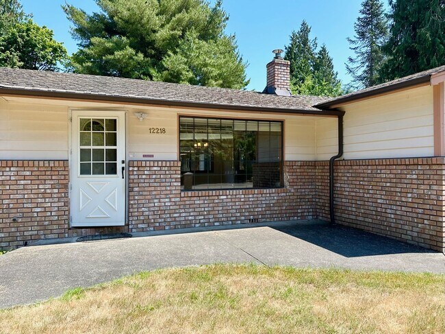 Foto del edificio - Charming 3 Bed 1 Bath Rambler in Juanita, ...