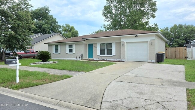 Building Photo - 8240 Pear Rd