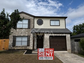 Building Photo - 3713 Candlebluff Dr