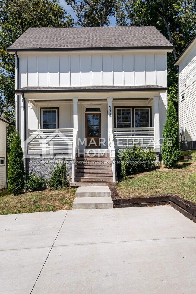 Building Photo - 173 Peach St