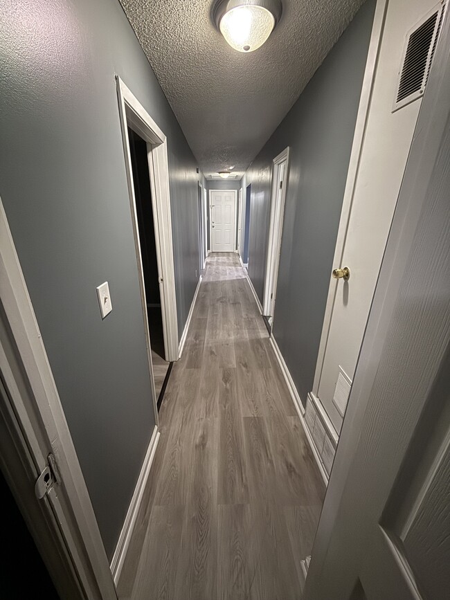 Hallway - 404 W Easy St