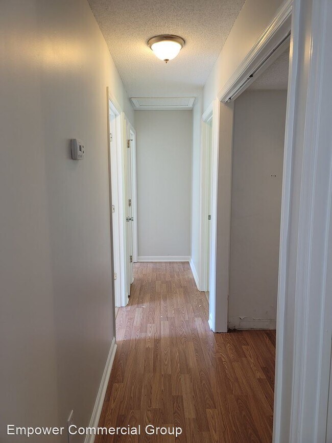 Building Photo - 3 br, 3 bath House - 1210 Fernridge Drive