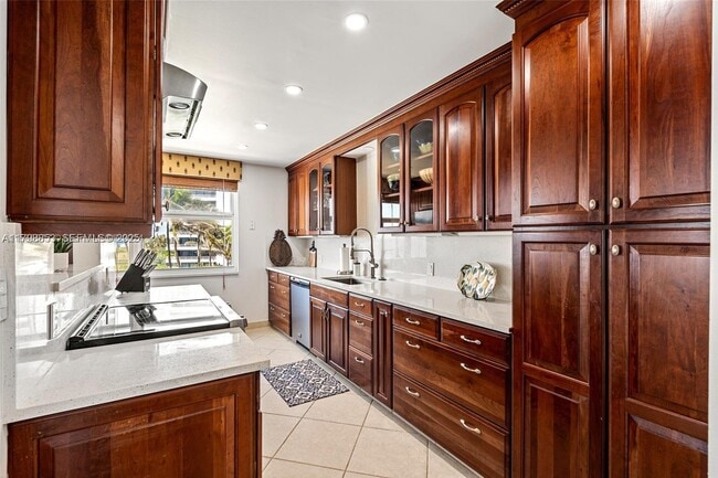 Building Photo - 1200 S Ocean Blvd