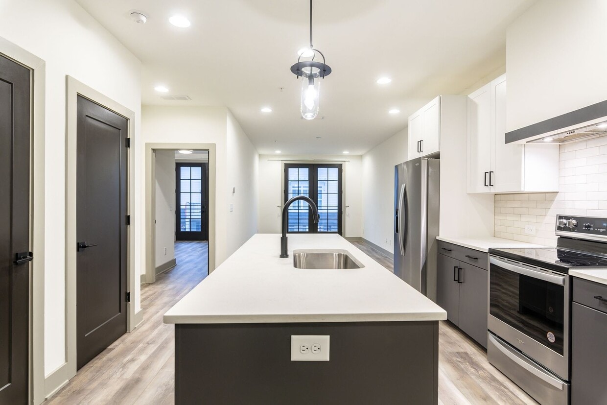 Gorgeous 1 Bed/1 Bath in Edgewood! - Gorgeous 1 Bed/1 Bath in Edgewood!