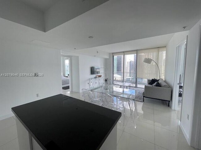 Foto del edificio - 92 SW 3rd St