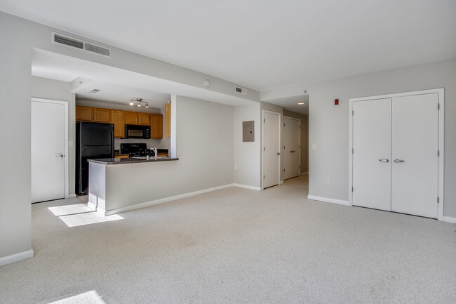 Building Photo - 350 G St SW
