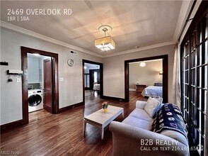 Building Photo - 2469 Overlook Rd