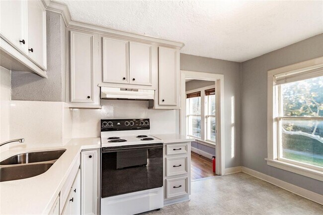 Foto del edificio - 802 Columbia St