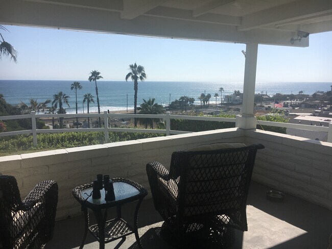 Building Photo - 330 Camino San Clemente