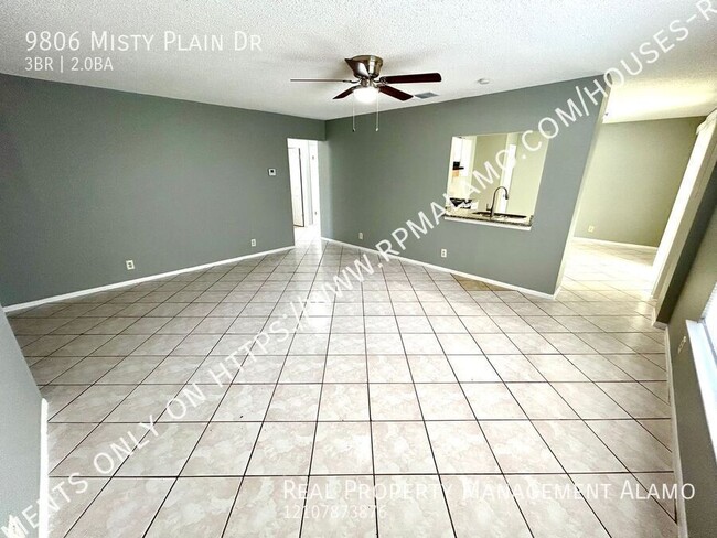 Building Photo - 9806 Misty Plain Dr