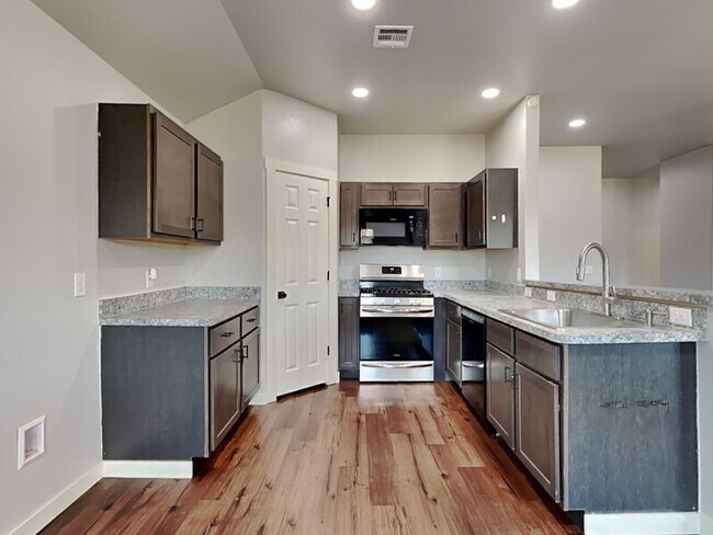 Foto del edificio - 11108 NW 99th St