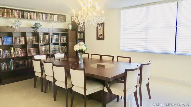Building Photo - VILLA DORADA CONDO UNIT