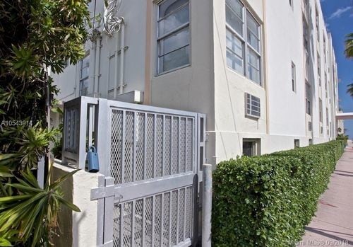 Building Photo - 7300 Ocean Terrace