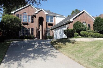 Building Photo - 2017 Winding Creek Blvd