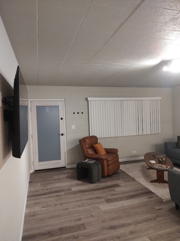 Foto del edificio - 111 S Meldrum St