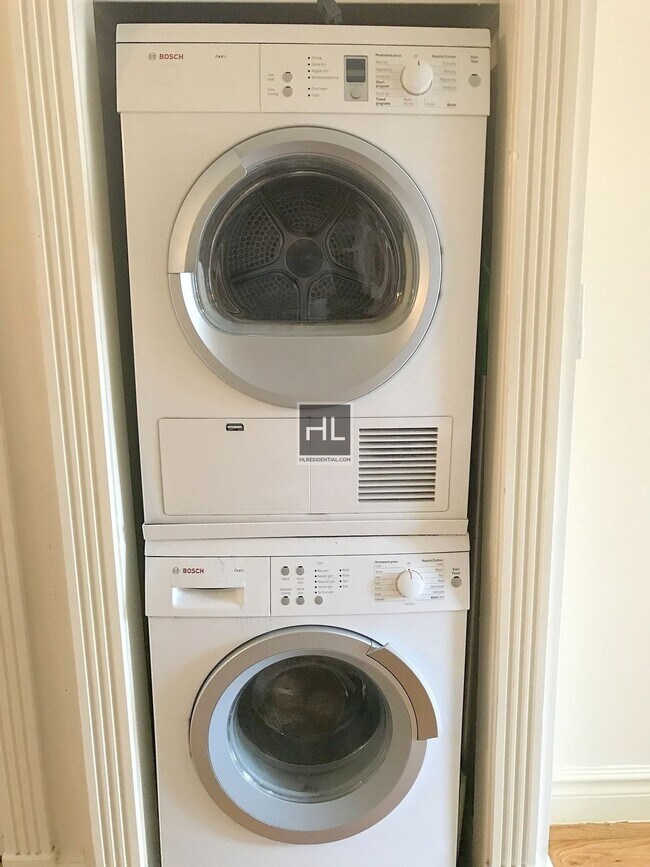 Foto del edificio - W 14TH ST.