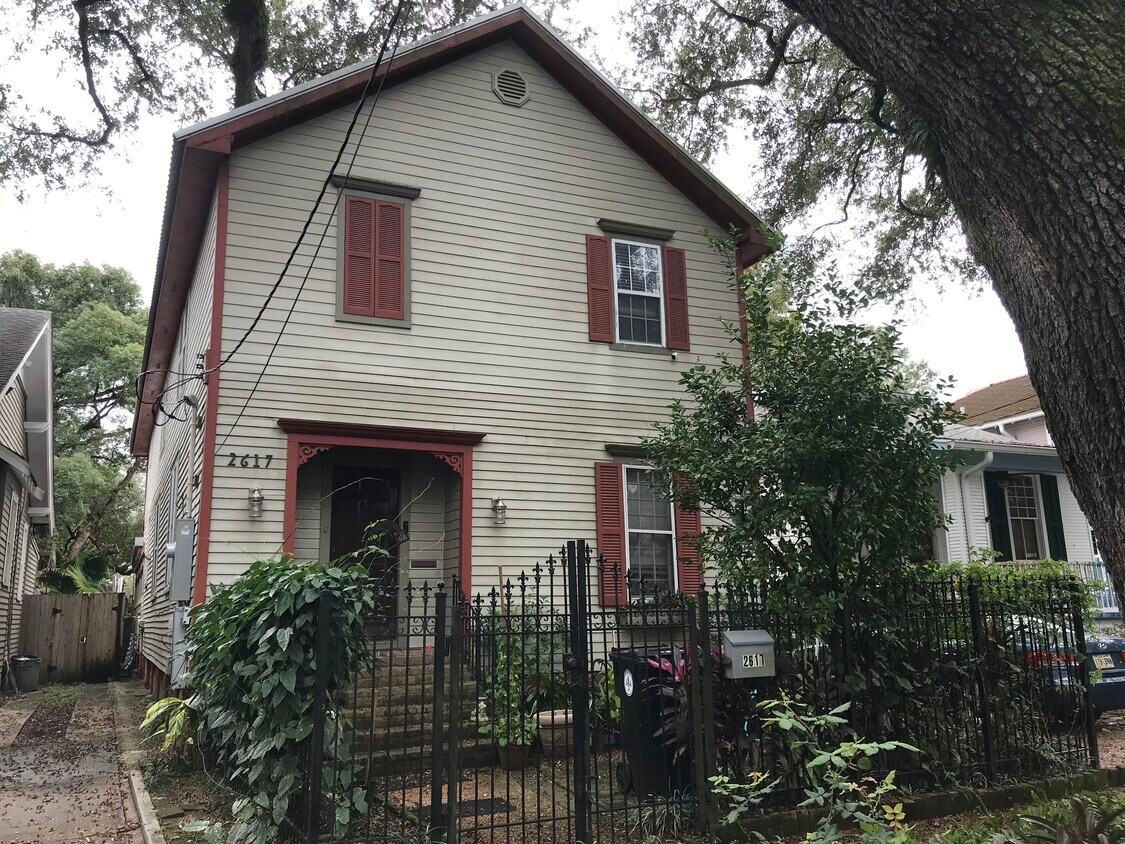 Primary Photo - 2617 Palmer Ave