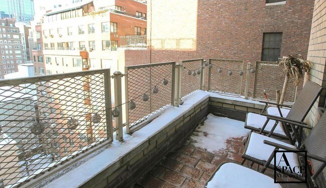 Building Photo - 104 East 36th Street