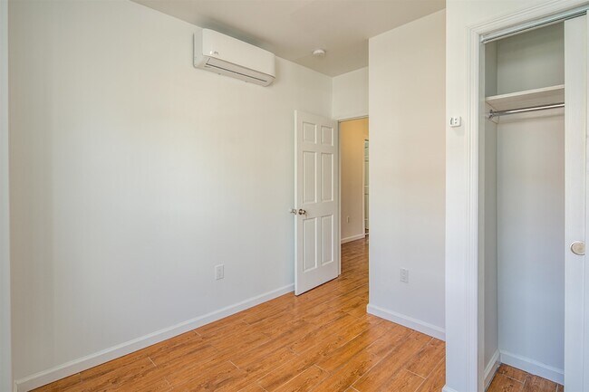 Foto del edificio - 512 Washington St