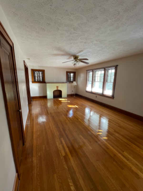 611 22nd St NW, Canton, OH 44709 Room for Rent in Canton, OH