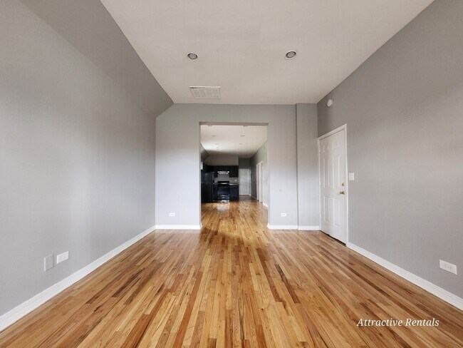 Foto del edificio - 5906 S La Salle St