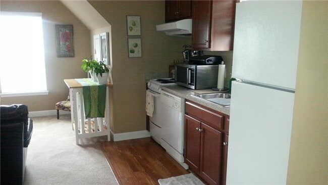 Building Photo - 9418 Glenashley Dr