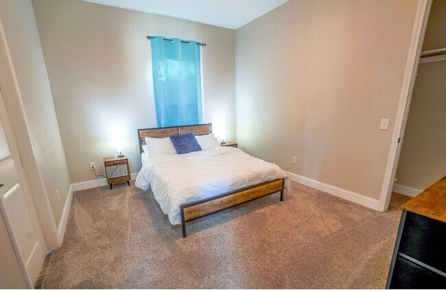 Foto del edificio - 23 E Brainerd St