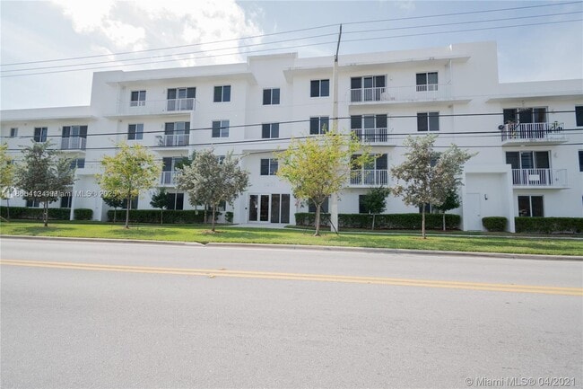 Foto del edificio - 2651 NE 212th Terrace