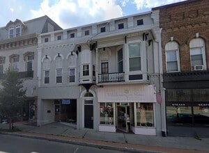 Building Photo - 112 S Main St