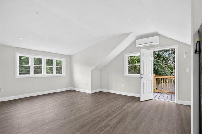 Building Photo - 391 Cedar Brook Rd