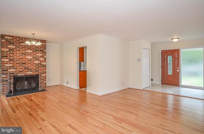 Foto del edificio - 605 Lowander Ln
