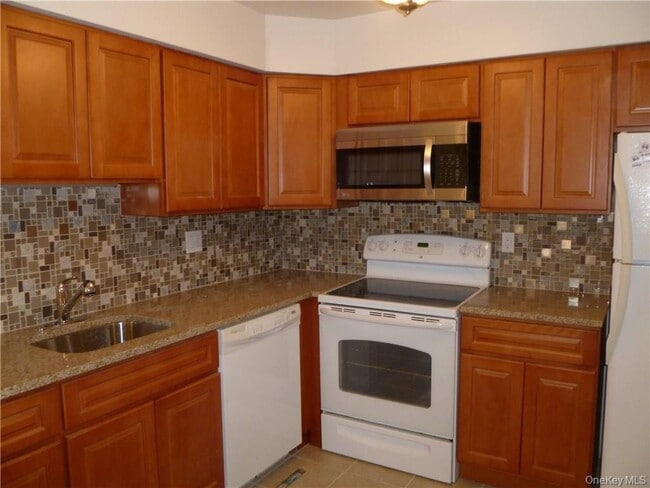 Building Photo - 195 Sierra Vista Ln