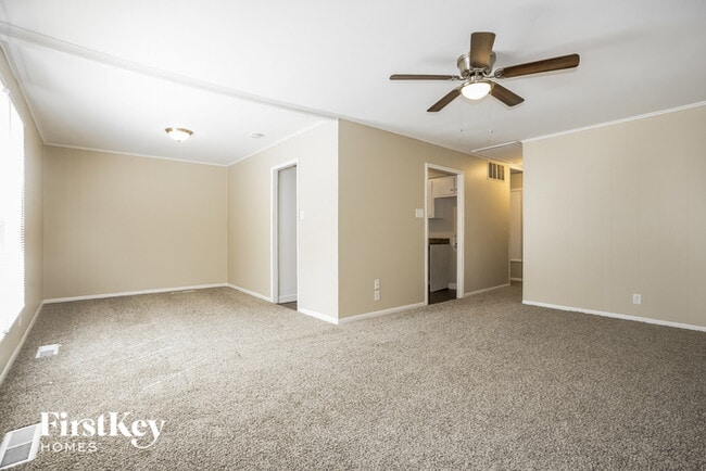 Building Photo - 1151 Chippewa Cir