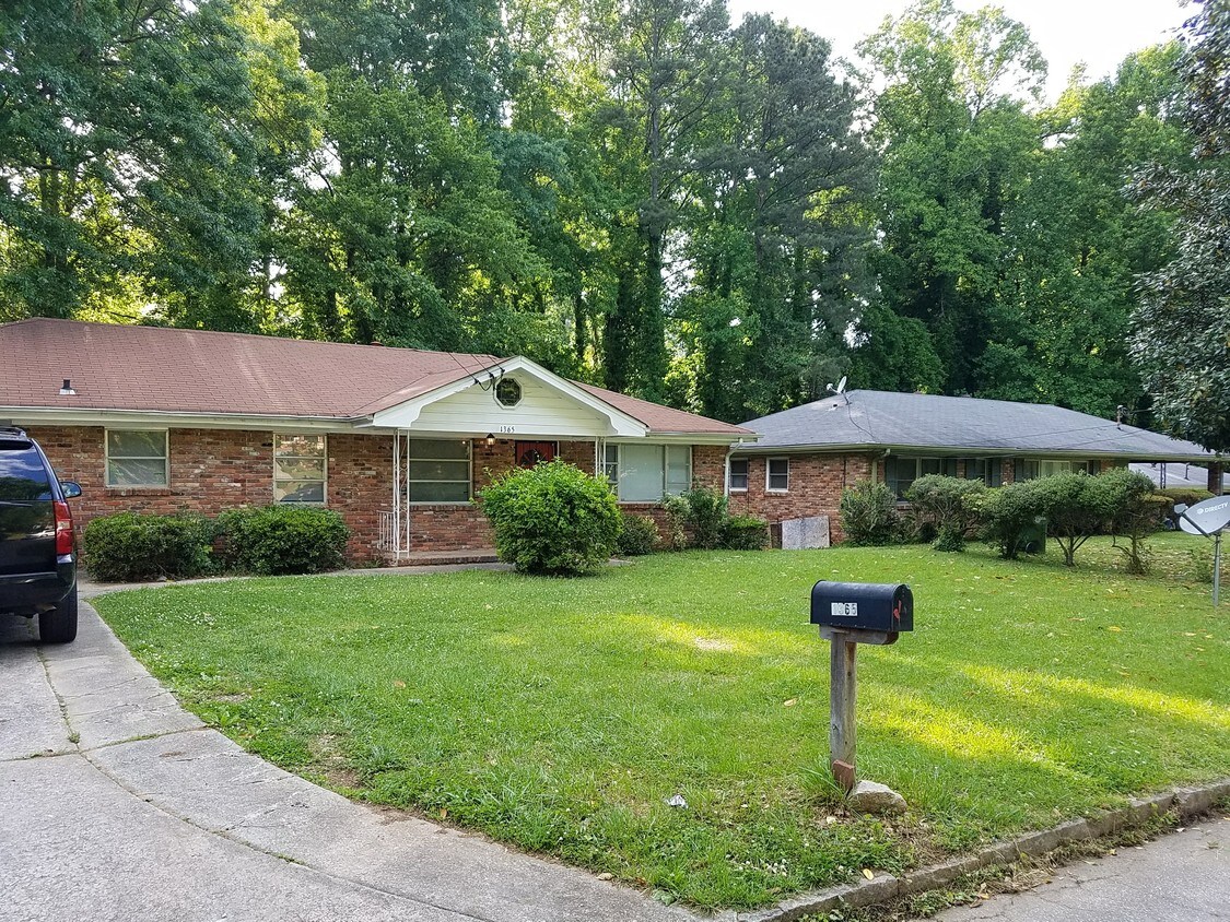 Primary Photo - 1365 Willow Trail - 1