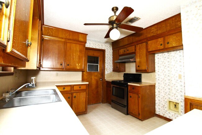 Foto del edificio - 337 Country Rd