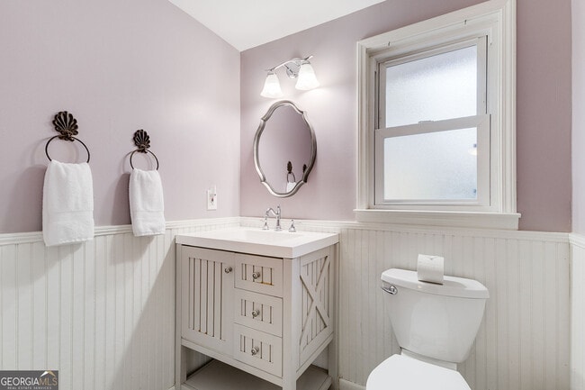 Building Photo - 920 Vfw Dr