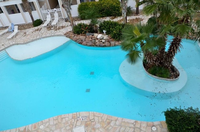 Awesome Pool! - 14202 Encantada Ave