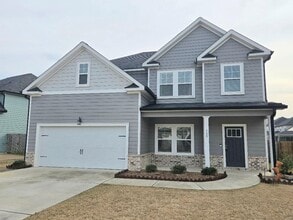 Building Photo - 733 Courtland Ln