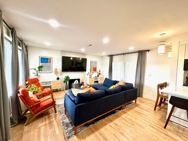 Building Photo - 13505 Wilkie Ave