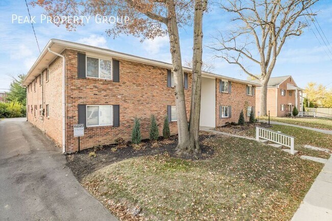 Foto del edificio - 639 Riverview Dr